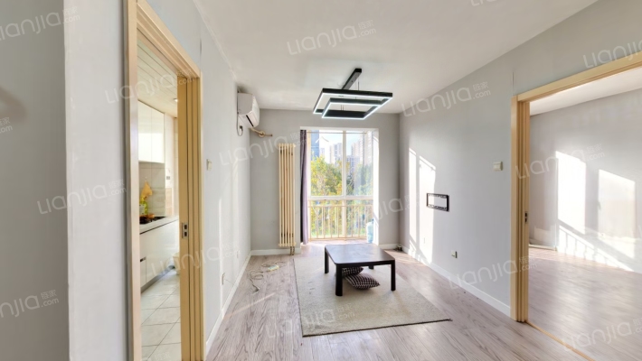 后现代城A区二手房实景图