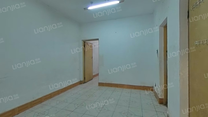 原派出所家属区二手房实景图