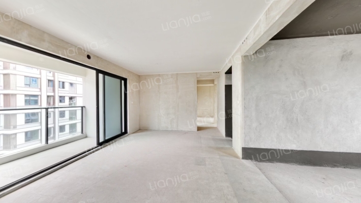 邦泰西宸天骄二手房实景图