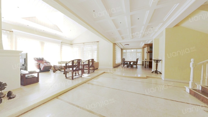 名仕莊園二手房实景图