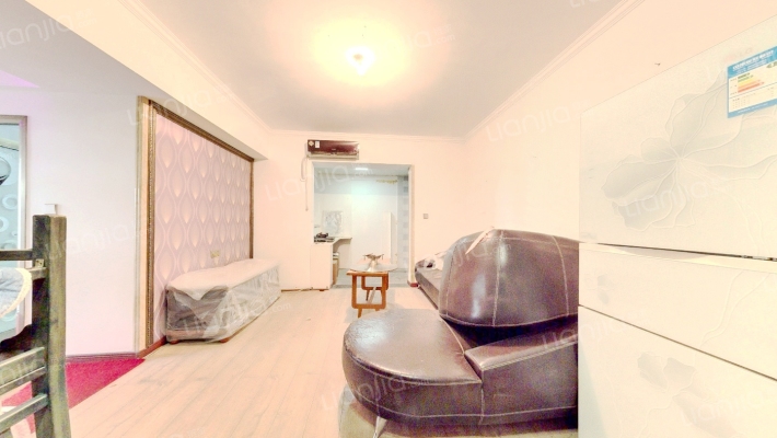 恒兴文艺广场二手房实景图