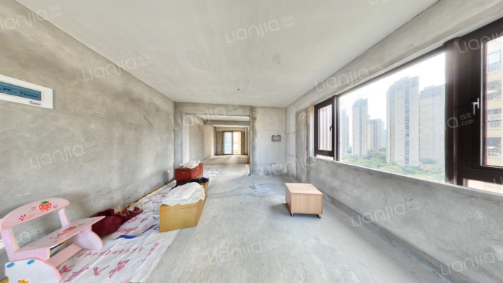 悦江府二手房实景图