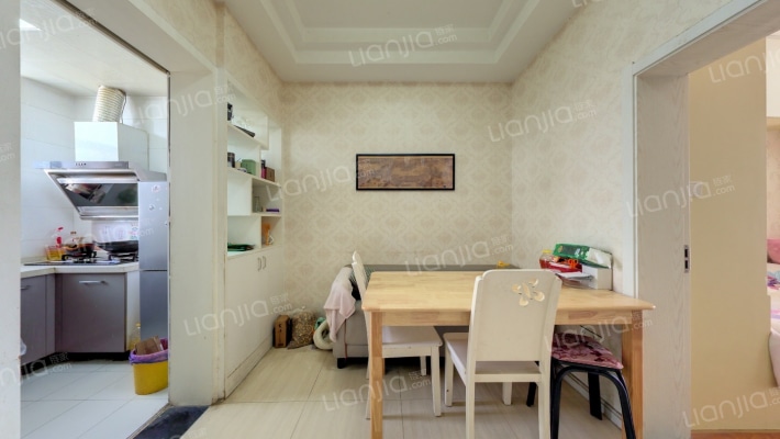 粮食局大院二手房实景图