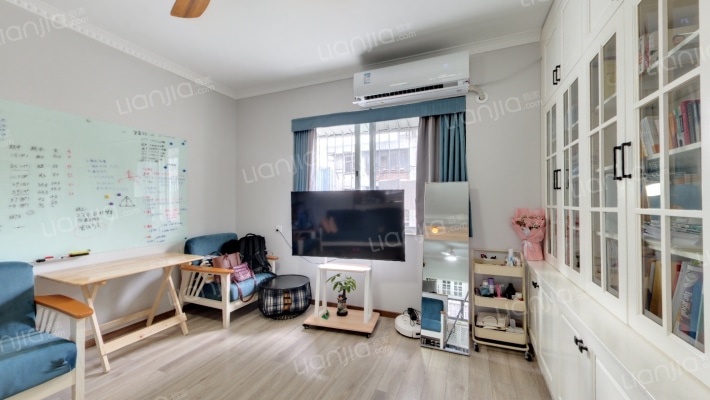 龙井社区四区二手房实景图