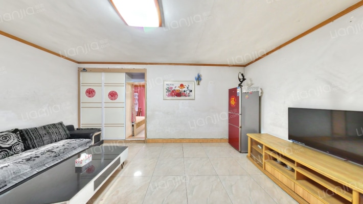 耀强花园二手房实景图