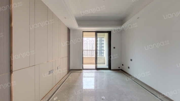 和昌优地二手房实景图