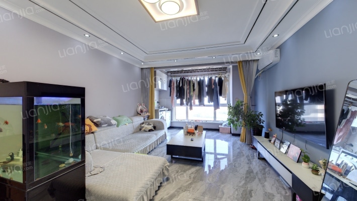 乾豪欢乐颂二手房实景图