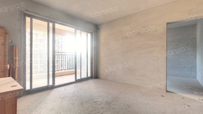 万林湖9期二手房实景图