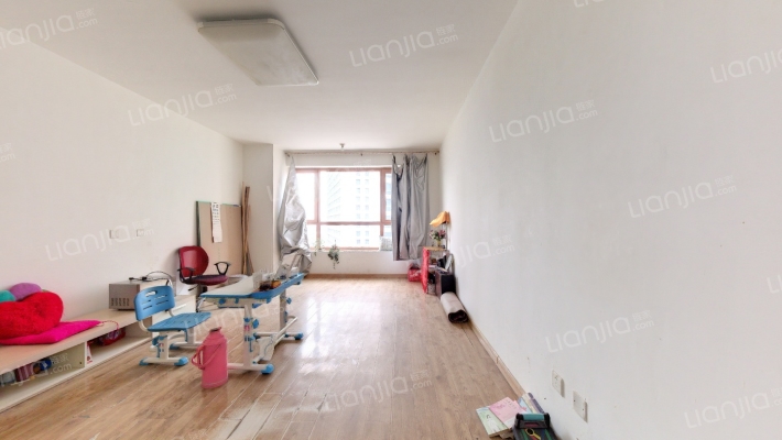 保利领秀山一区二手房实景图