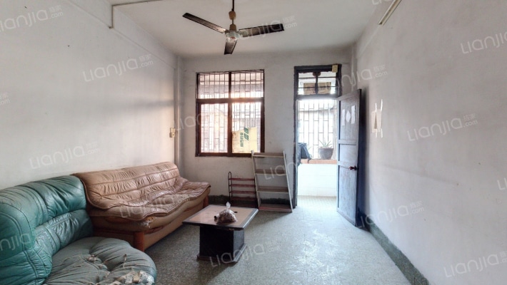 湖滨路二手房实景图