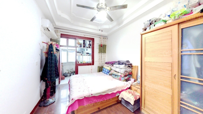 卫生路11-2号二手房实景图