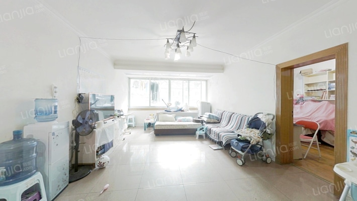 交警宿舍二手房实景图