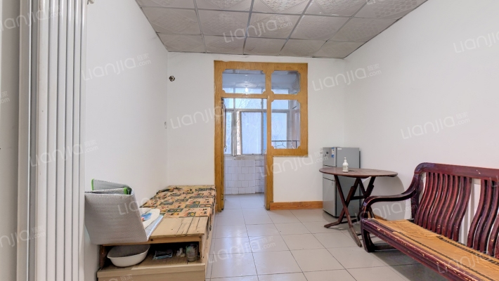 前进路50号院二手房实景图