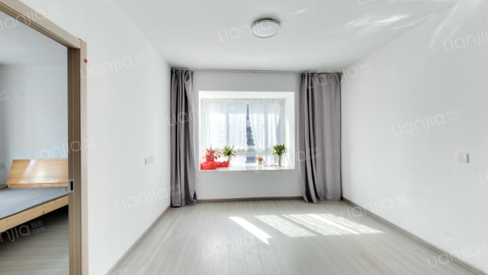 芳韵雅苑D区二手房实景图