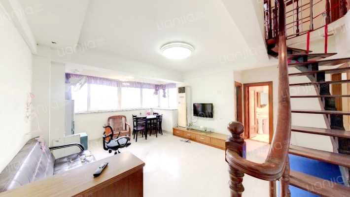 世纪嘉园东区二手房实景图