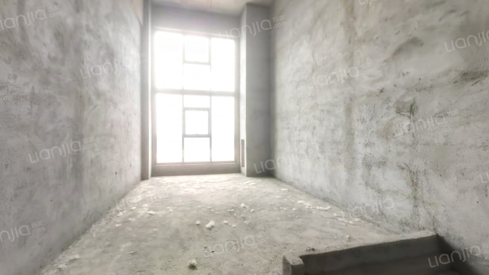 万都汇汽车城二手房实景图