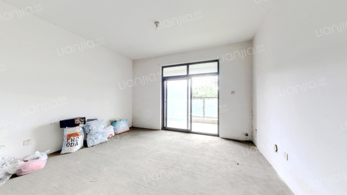 全兴花涧坊东区二手房实景图