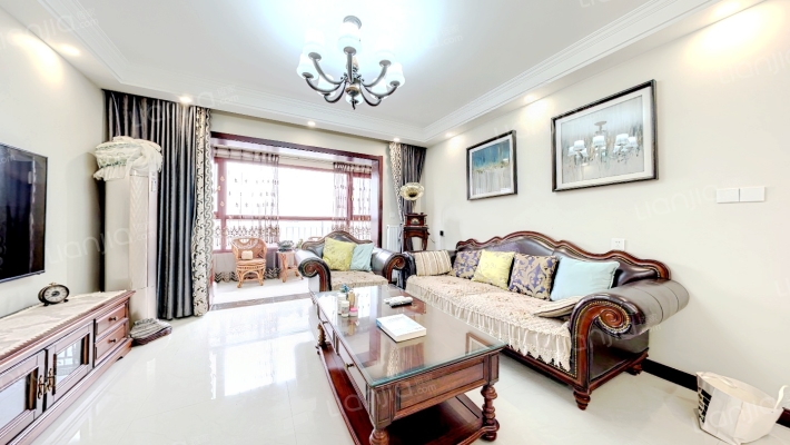 君临华府二手房实景图