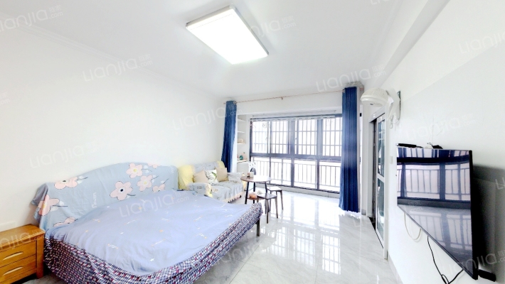 华府蓝湾一期二手房实景图