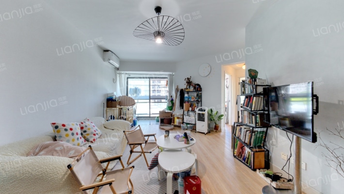 前海花园三期二手房实景图