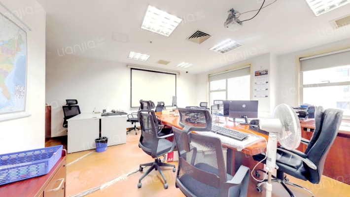 庐迅大厦二手房实景图