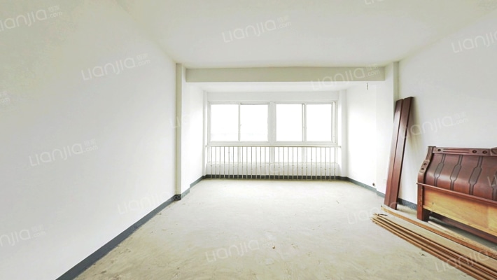 满两年 税率低 精装修 高档小区 品质住宅-客厅