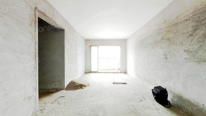 俊和闲庭二手房实景图