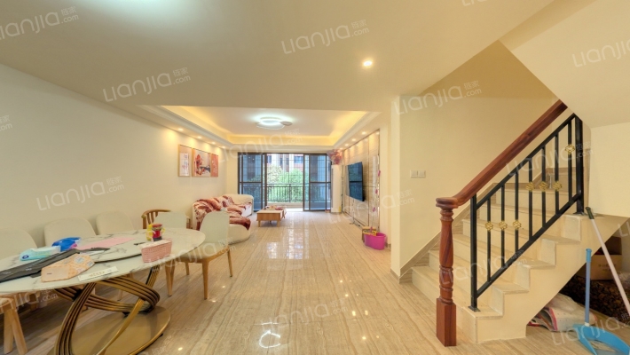 南宁碧桂园·雍璟台二手房实景图