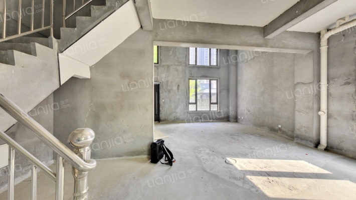 翡翠锦园二手房实景图