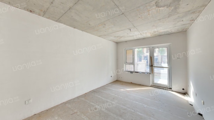 温泉新都孔雀城柏园 二手房实景图