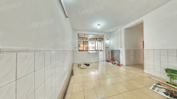 爱联水泥厂小区二手房实景图