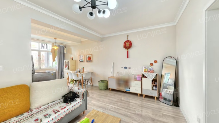 106地质队生活小区二手房实景图