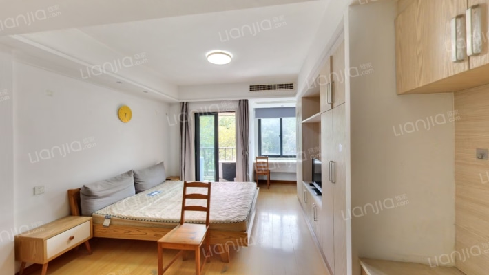 金色港湾小区二手房实景图