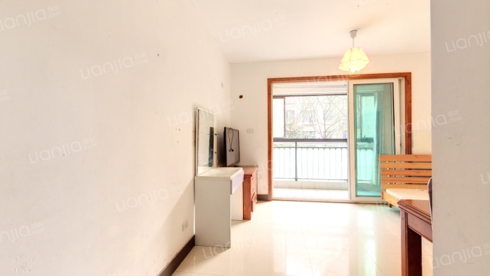 银河湾二手房实景图