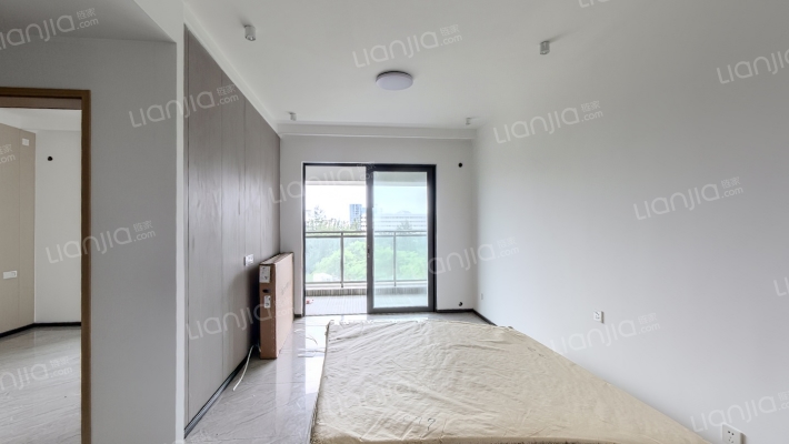 银滩天玺二手房实景图