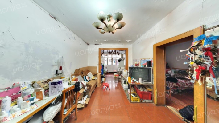 暑袜北一街132号二手房实景图