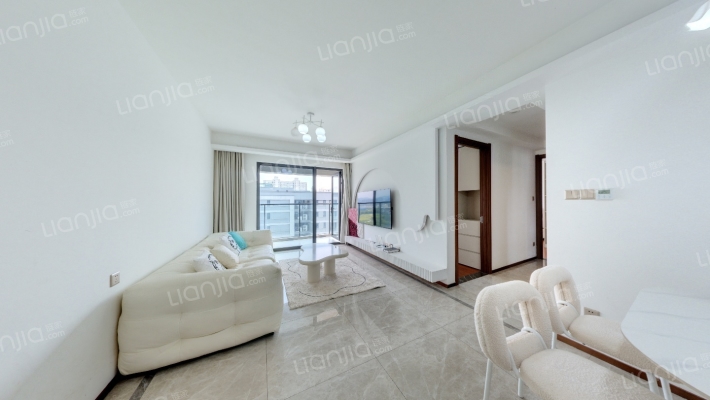 保利欣品华庭二手房实景图