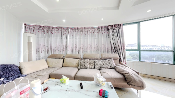 开心公寓二手房实景图