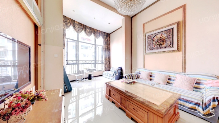 昆仑华庭二手房实景图