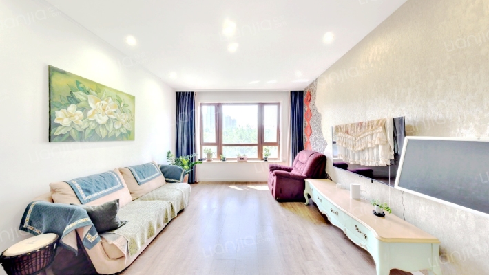 伟峰东樾西区二手房实景图