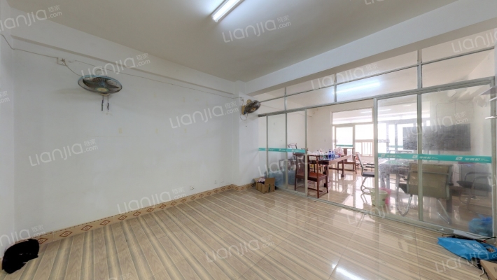 嘉和自由空间二手房实景图