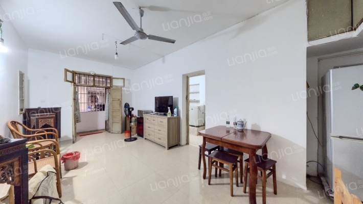 花园角街二手房实景图