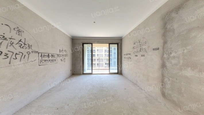 中骏雍景府二手房实景图