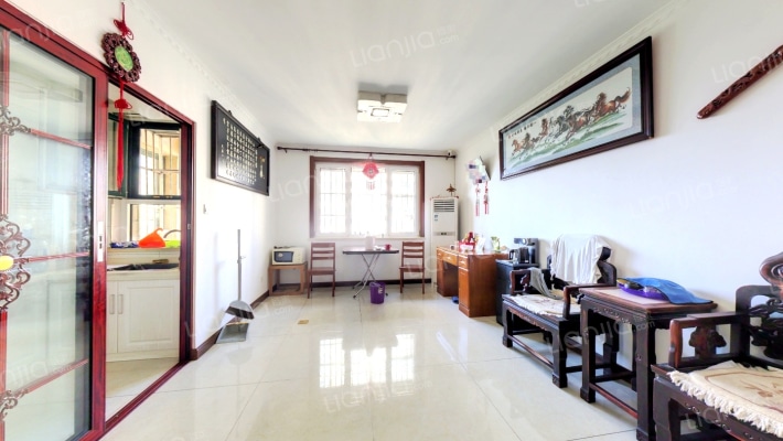 水岸花城 2室2厅 南 北-客厅