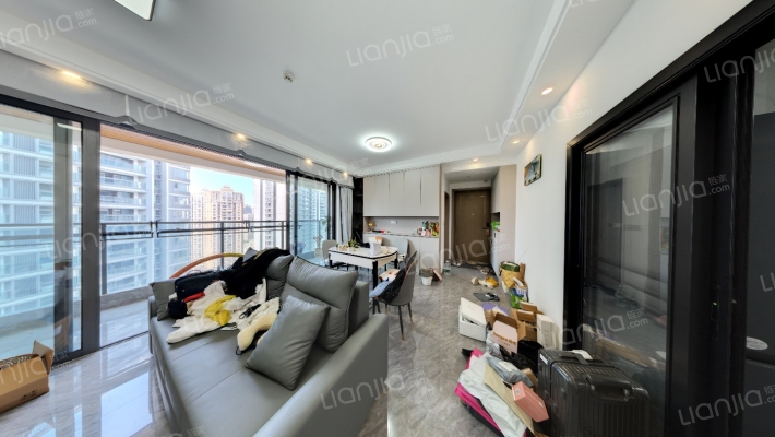 重庆中交城二手房实景图