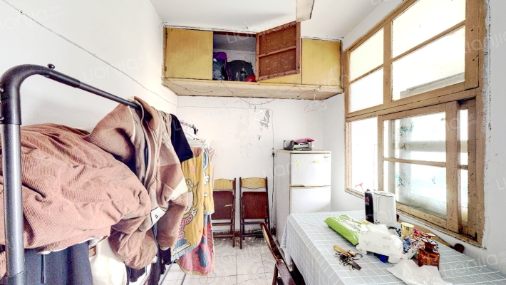 解放路二手房实景图