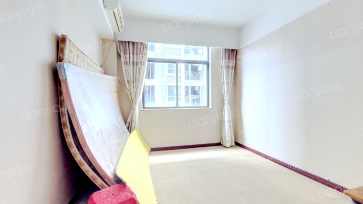 东方新天地大厦二手房实景图