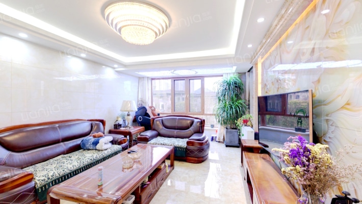 天麓二手房实景图