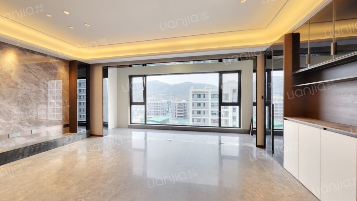 昆仑·天麓湾二手房实景图