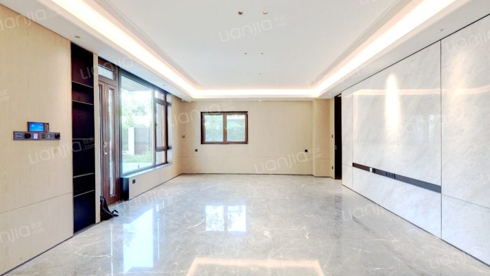 龙湖·云河玉陛二手房实景图